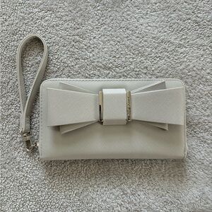 Betsey Johnson wristlet